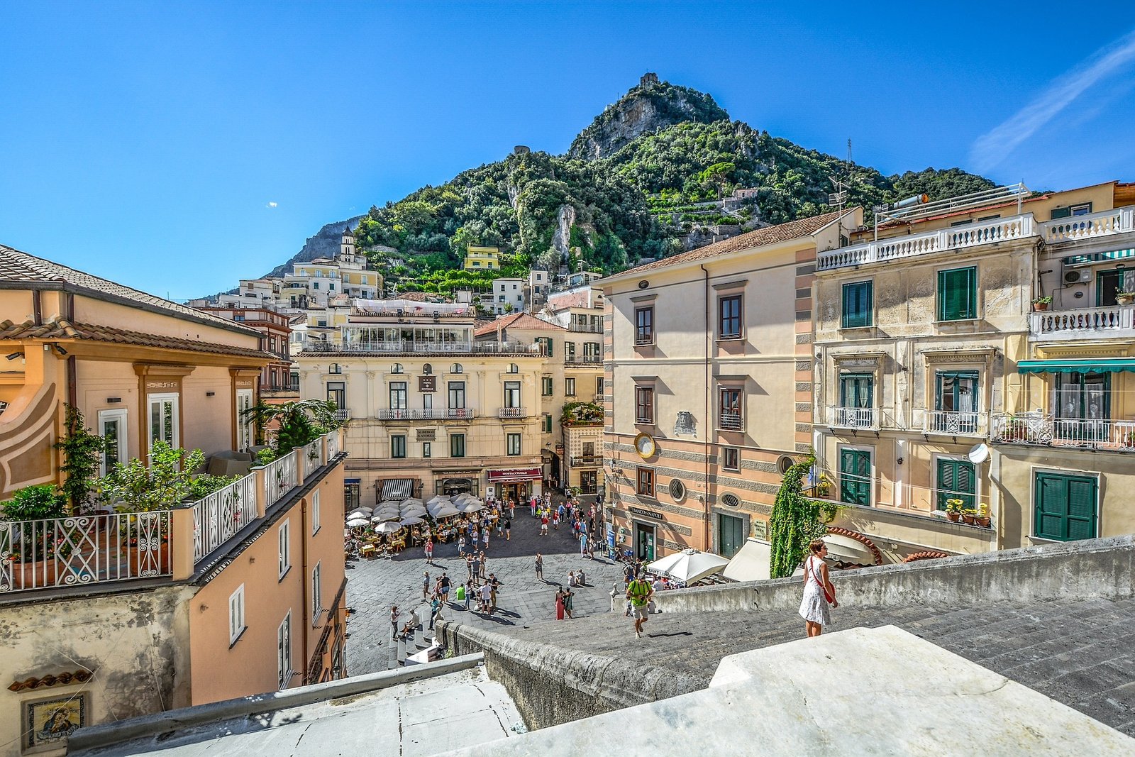 amalfi-1971245_1920.jpg