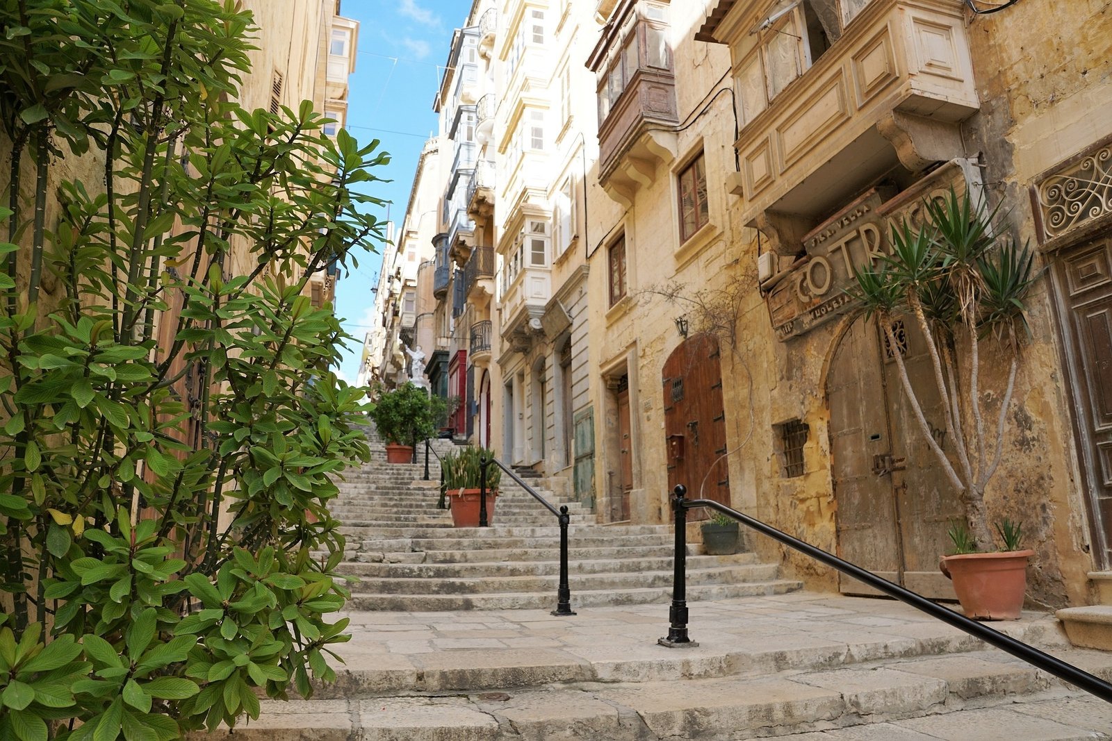 valetta-1988449_1920.jpg
